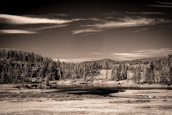 Yellowstone Small Lake Infrared 02550