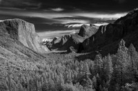 Yosemite Valley Tunnel Lookout Infrared-280